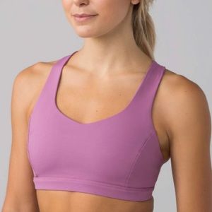 Lululemon Free to be serene bra